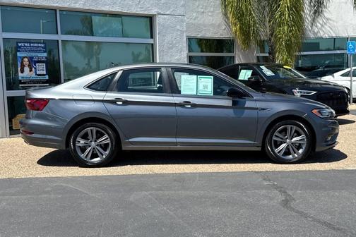2021 Volkswagen Jetta 1.4T R-Line