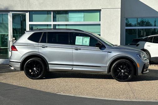2021 Volkswagen Tiguan 2.0T SE R-Line Black