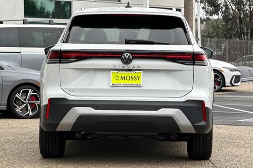 2026 Volkswagen Tiguan 2.0T SE