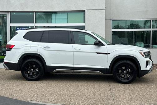 2025 Volkswagen Atlas 2.0T Peak Edition