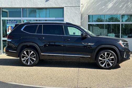 2025 Volkswagen Atlas 2.0T SEL Premium R-Line