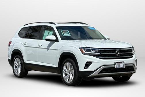 Pure White 2023 Volkswagen Atlas 3.6L SE w/Technology