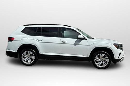 Pure White 2023 Volkswagen Atlas 3.6L SE w/Technology