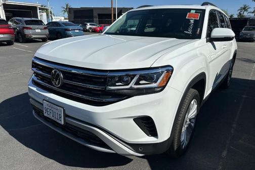Pure White 2023 Volkswagen Atlas 3.6L SE w/Technology
