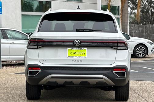2025 Volkswagen Taos 1.5T SE
