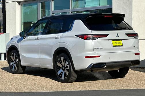 2025 Mitsubishi Outlander SEL