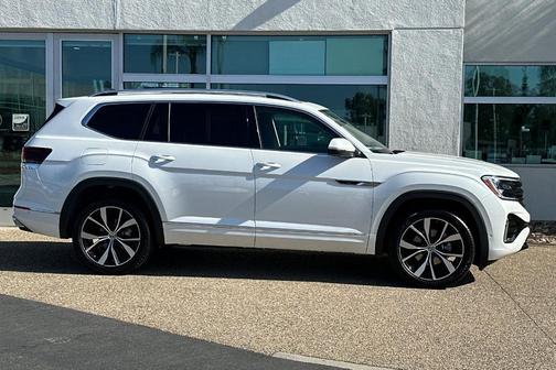 2025 Volkswagen Atlas 2.0T SEL Premium R-Line
