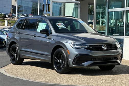 2023 Volkswagen Tiguan 2.0T SE R-Line Black