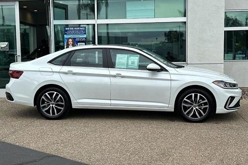 2025 Volkswagen Jetta 1.5T SE