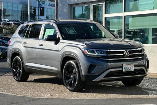 2022 Volkswagen Atlas 3.6L SE w/Technology