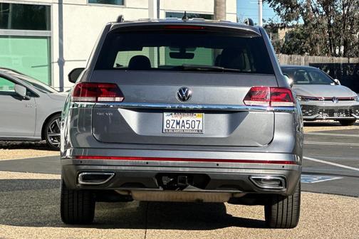 2022 Volkswagen Atlas 3.6L SE w/Technology