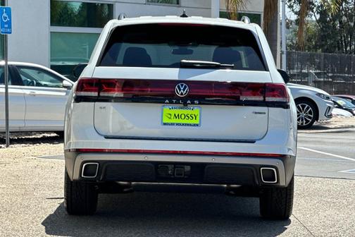2025 Volkswagen Atlas 2.0T Peak Edition
