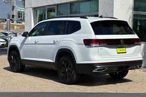 2025 Volkswagen Atlas 2.0T SE w/Technology