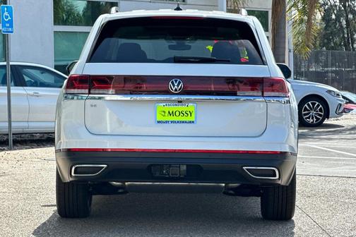 2025 Volkswagen Atlas 2.0T SE w/Technology