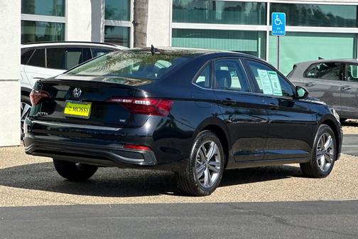 2024 Volkswagen Jetta 1.5T SE