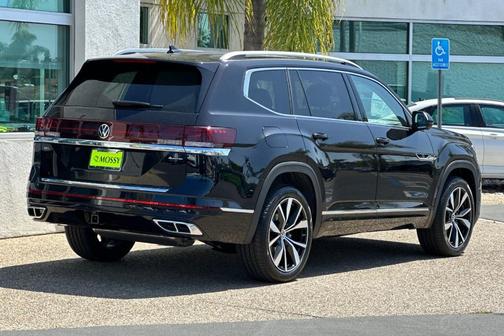 2025 Volkswagen Atlas 2.0T SEL Premium R-Line