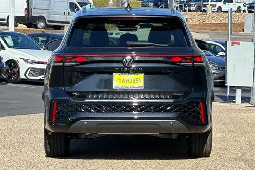 2025 Volkswagen Tiguan 2.0T SEL R-Line