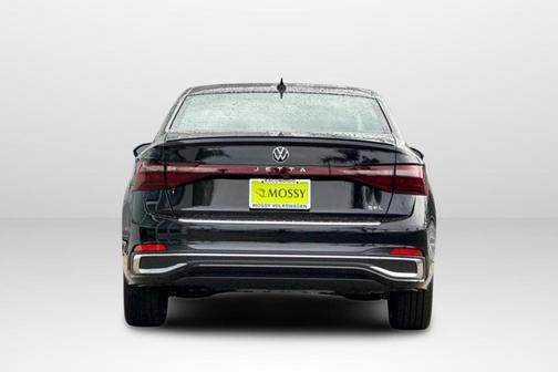 Deep Black Pearl Effect 2026 Volkswagen Jetta 1.5T SEL