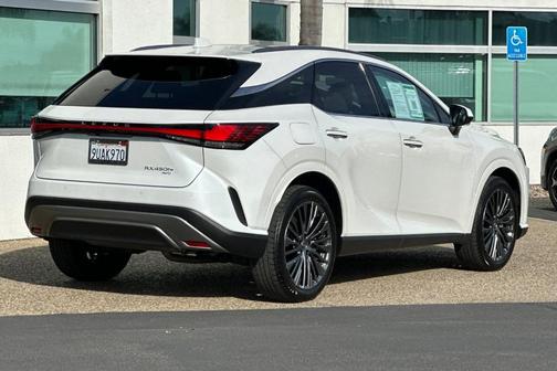 2025 Lexus RX 450h+ Luxury