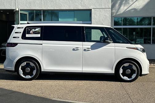 2025 Volkswagen ID. Buzz Pro S