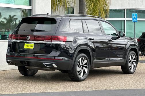 2025 Volkswagen Atlas 2.0T SE w/Technology