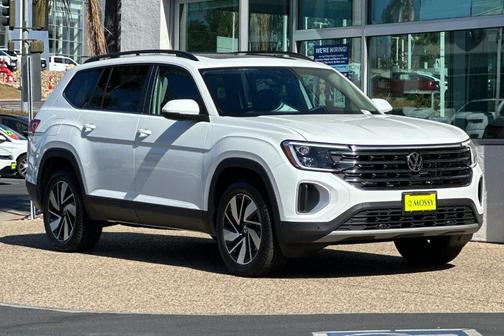 2025 Volkswagen Atlas 2.0T SE w/Technology