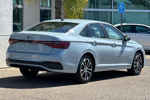 2025 Volkswagen Jetta 1.5T Sport