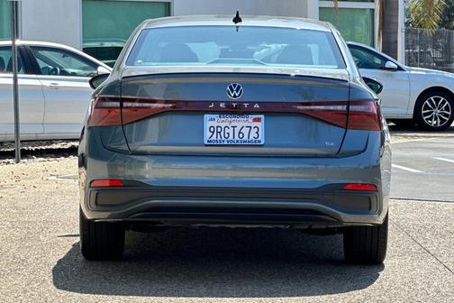 2025 Volkswagen Jetta 1.5T SE