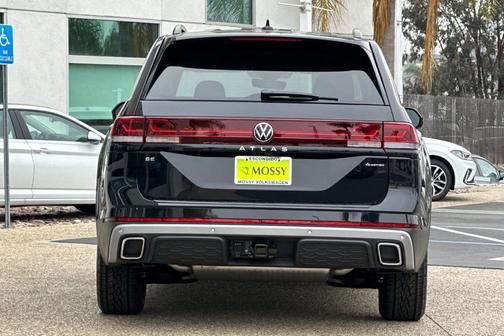 2025 Volkswagen Atlas 2.0T Peak Edition
