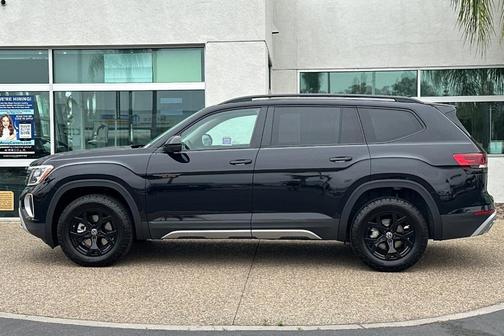 2025 Volkswagen Atlas 2.0T Peak Edition