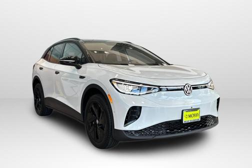 Opal White Pearl W / Black Roof 2026 Volkswagen ID.4 Pro S Plus