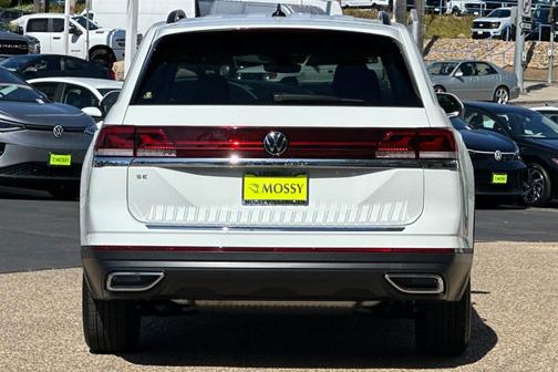 2025 Volkswagen Atlas 2.0T SE