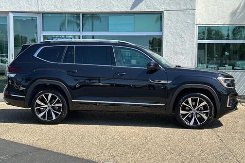 2025 Volkswagen Atlas 2.0T SEL Premium R-Line