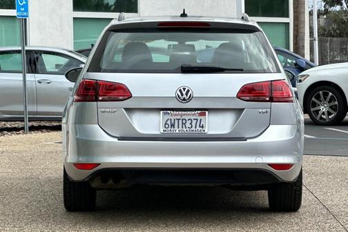 2016 Volkswagen Golf SportWagen TSI Limited Edition