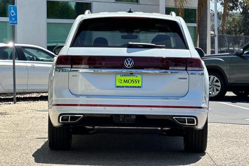 2025 Volkswagen Atlas 2.0T SEL Premium R-Line