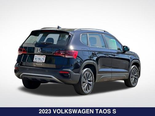 Deep Black Pearl Effect 2023 Volkswagen Taos 1.5T S