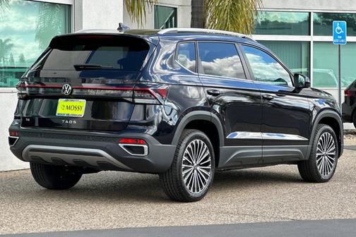 2025 Volkswagen Taos 1.5T SE