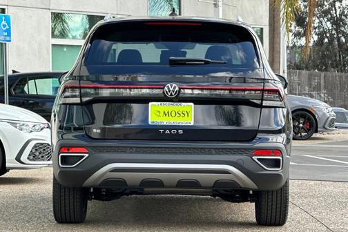 2025 Volkswagen Taos 1.5T SE