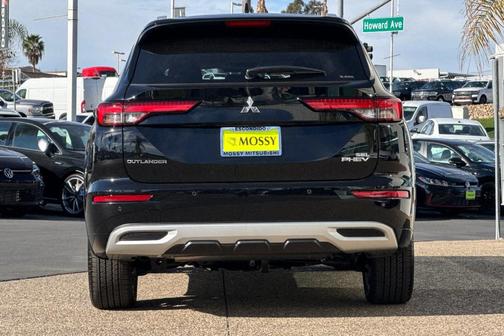 2025 Mitsubishi Outlander PHEV SEL