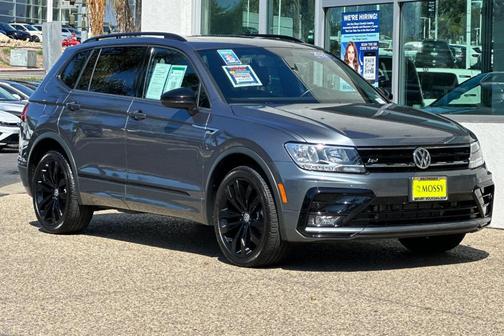 2021 Volkswagen Tiguan 2.0T SE R-Line Black