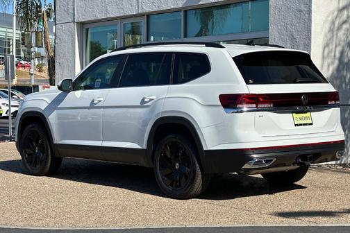2025 Volkswagen Atlas 2.0T SE w/Technology