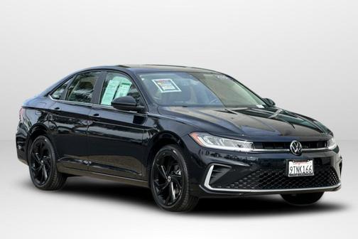 Deep Black Pearl Effect 2025 Volkswagen Jetta 1.5T SE