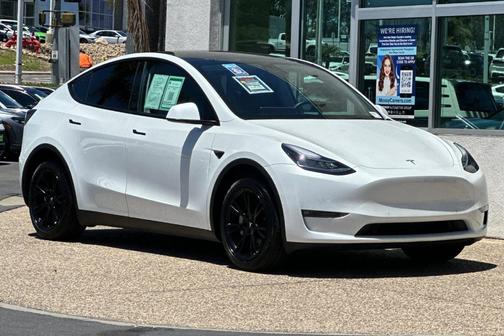 2022 Tesla Model Y Long Range