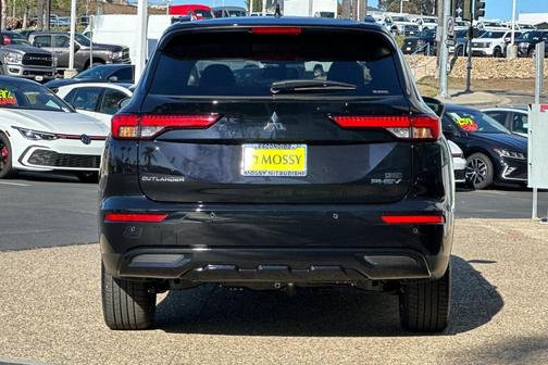 2025 Mitsubishi Outlander PHEV SEL