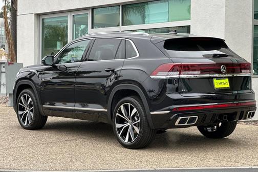 2025 Volkswagen Atlas Cross Sport 2.0T SEL Premium R-Line