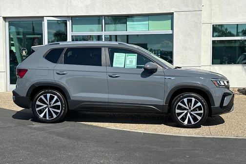 2022 Volkswagen Taos 1.5T SE