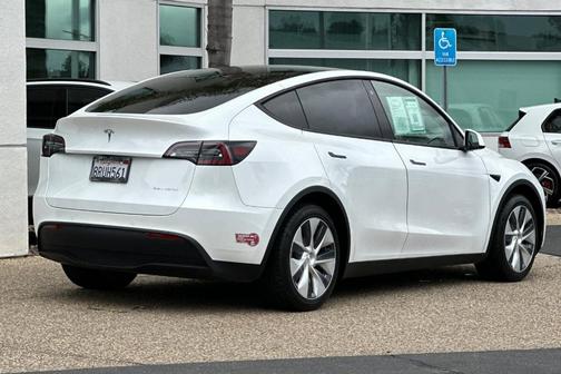 2020 Tesla Model Y Long Range