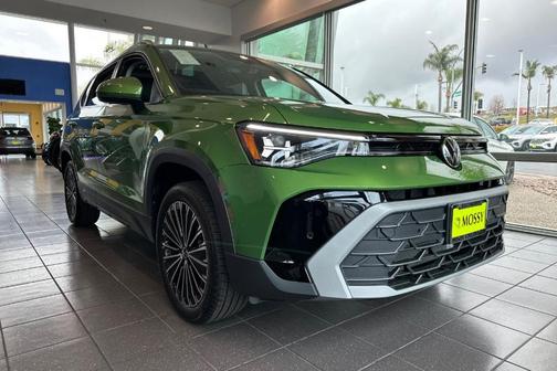 2025 Volkswagen Taos 1.5T SE