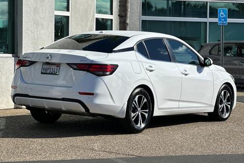 2022 Nissan Sentra SV