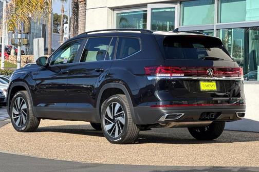 2025 Volkswagen Atlas 2.0T SE